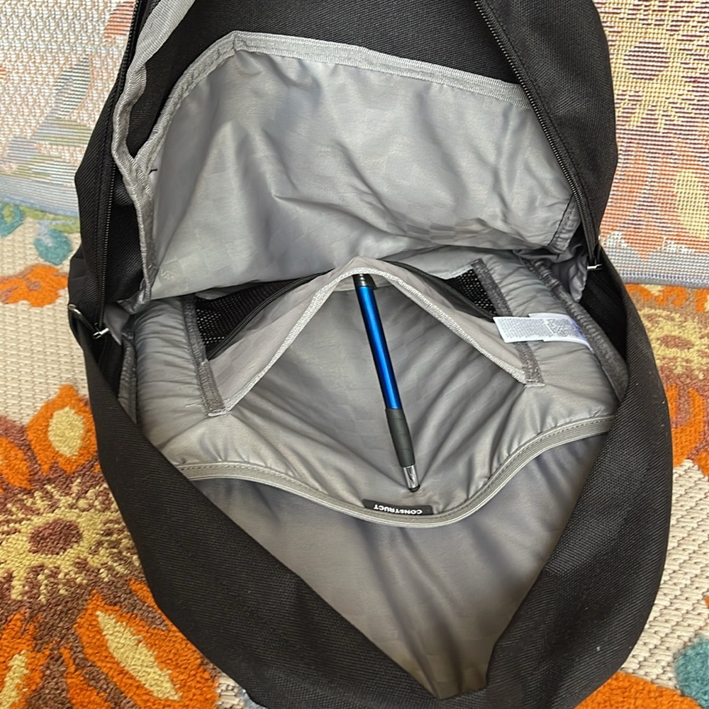 Vans Construct Skool Backpack
NWT - Picture 9 of 16